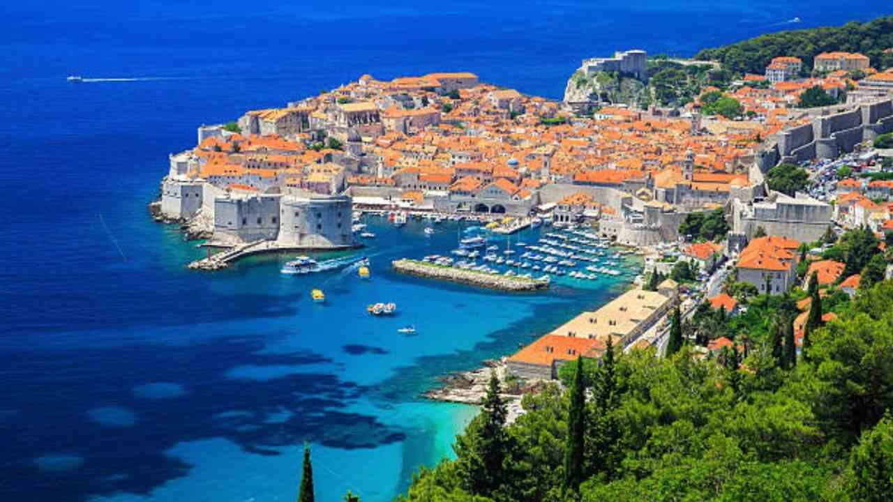 Tarom Office in Dubrovnik, Croatia