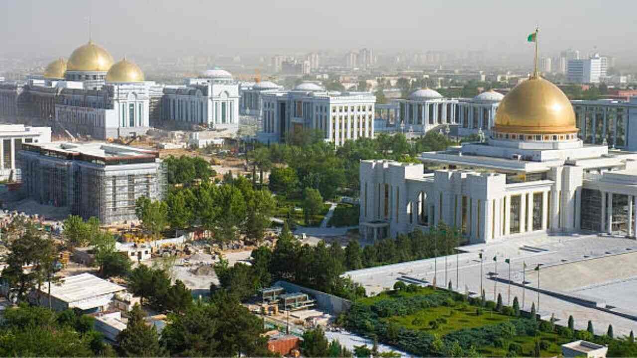 Flydubai Office in Ashgabat, Turmenkistan