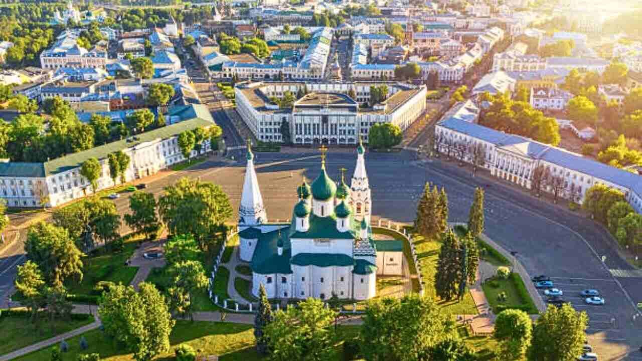 Azimuth Airlines Yaroslavl Office